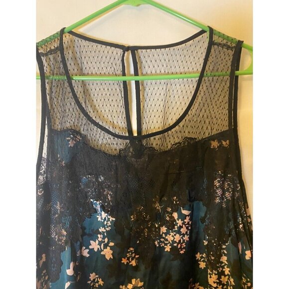 Maurices Womens Plus Size 4 Silky Floral Green Lacy Tank Top Sleeveless Blouse - Picture 2 of 3
